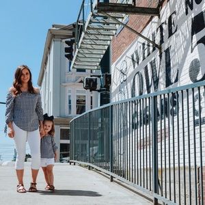 Meet your Posher, Andrea